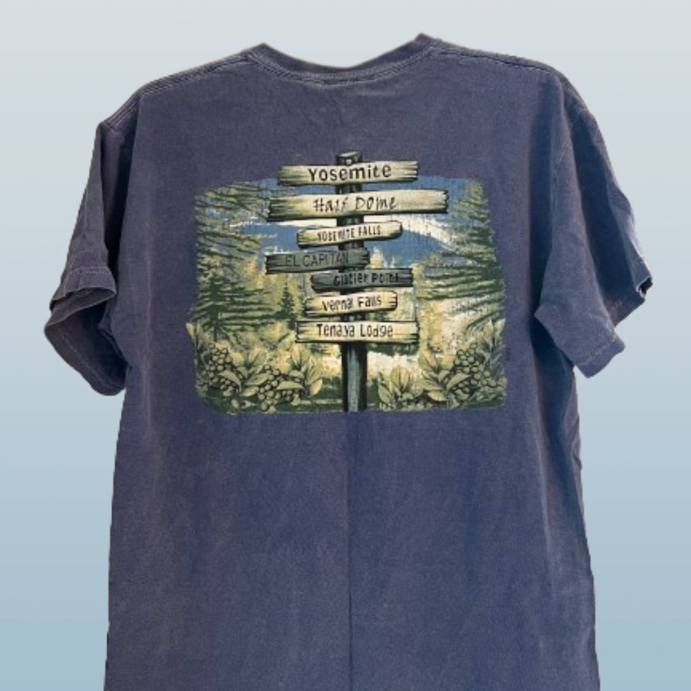 Mens Semi-Distressed Yosemite Classic T-Shirt - Size Medium